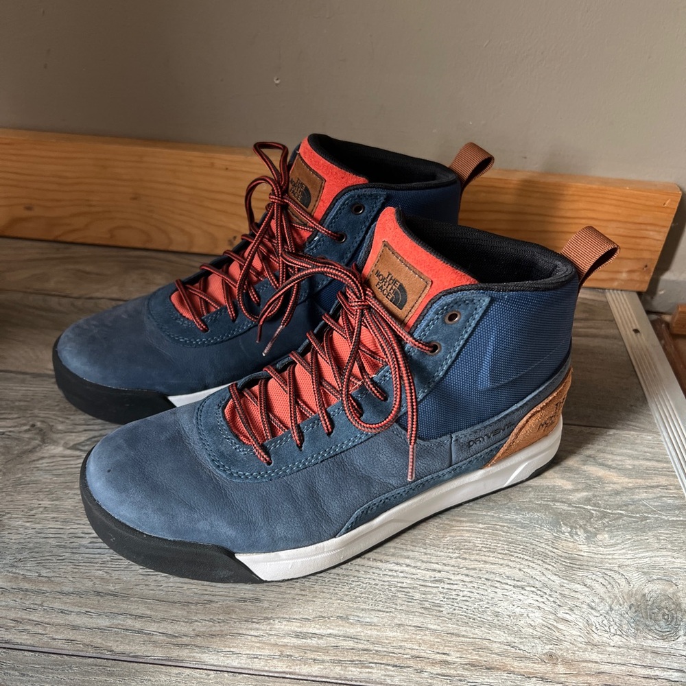 The North Face Men’s Navy and Rust Mid-Top Hiking Boots